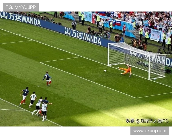 足球比赛中的心理战术与应变技巧 足球比赛中的心理战术与应变技巧