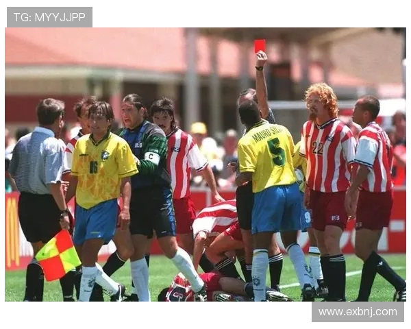 1994年世界杯足球赛回顾：从巴西夺冠到美国足球的崛起