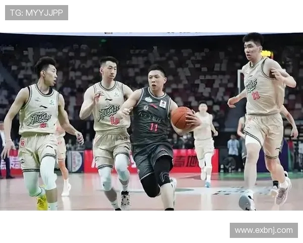 CBA历届全明星首发阵容演变与球队实力对比分析
